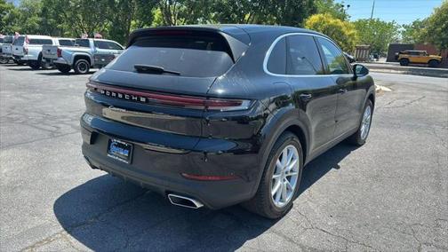 2024 Porsche Cayenne Sport Utility 4D