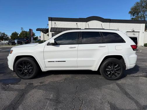 2019 Jeep Grand Cherokee Altitude