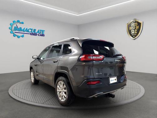 Brilliant Black Crystal Pearlcoat 2014 Jeep Cherokee Limited