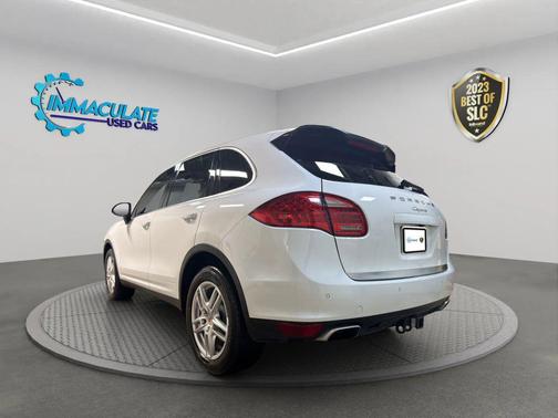 2014 Porsche Cayenne Platinum Edition