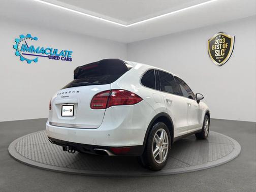 2014 Porsche Cayenne Platinum Edition