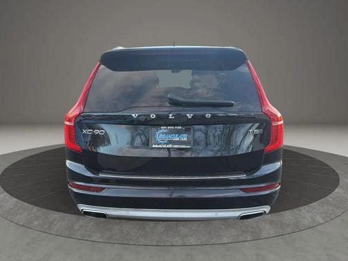 2020 Volvo XC90 T5 Momentum
