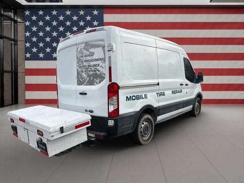 2017 Ford Transit-250 Base