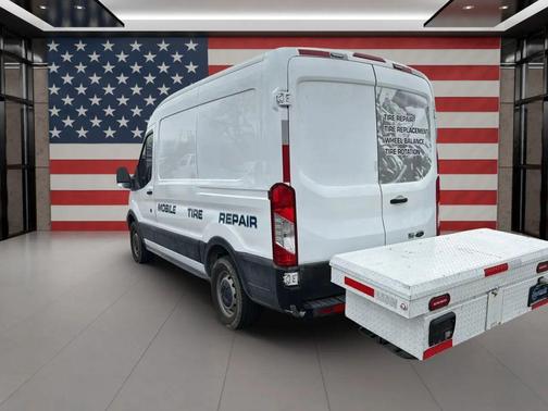 2017 Ford Transit-250 Base