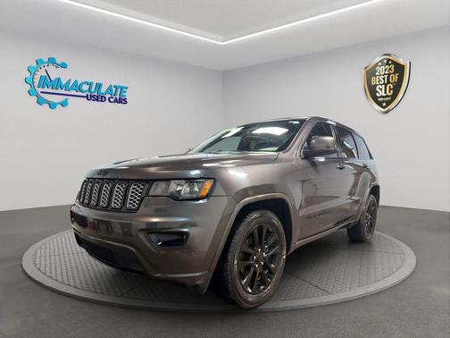 2017 Jeep Grand Cherokee Altitude