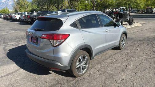 Lunar Silver Metallic 2022 Honda HR-V EX