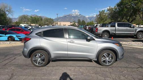 Lunar Silver Metallic 2022 Honda HR-V EX