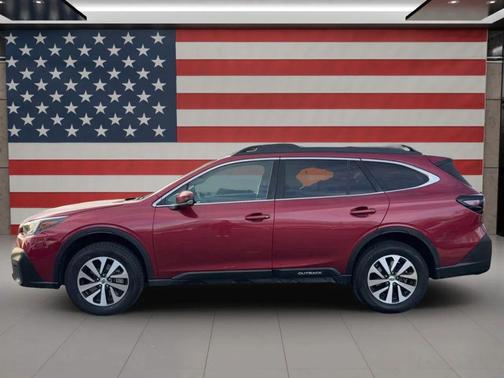 2022 Subaru Outback Premium