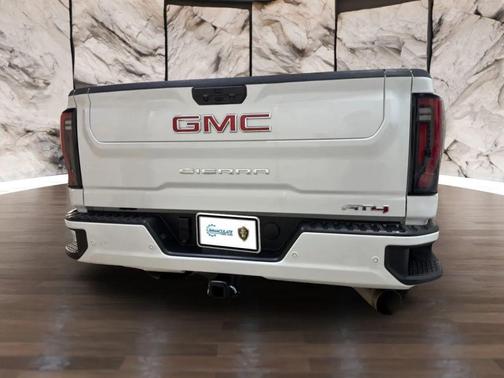 2025 GMC Sierra 3500 AT4