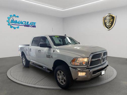 2017 RAM 2500 Big Horn Crew Cab 4x4 6'4' Box