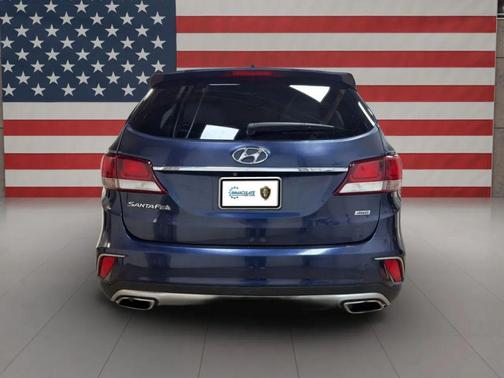 2017 Hyundai SANTA FE SE