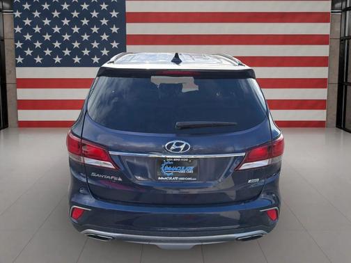 2017 Hyundai SANTA FE SE