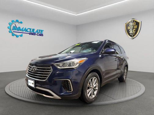 2017 Hyundai SANTA FE SE