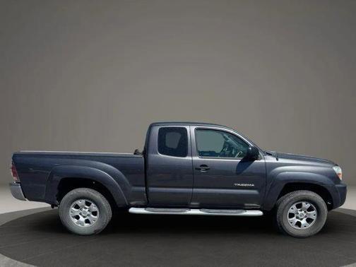 Magnetic Gray Metallic 2010 Toyota Tacoma Access Cab