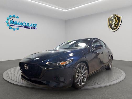 Deep Crystal Blue Mica 2022 Mazda Mazda3 FWD w/Preferred Package