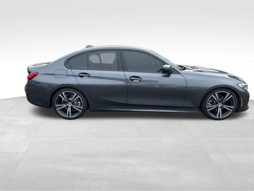 2021 BMW 330 xDrive