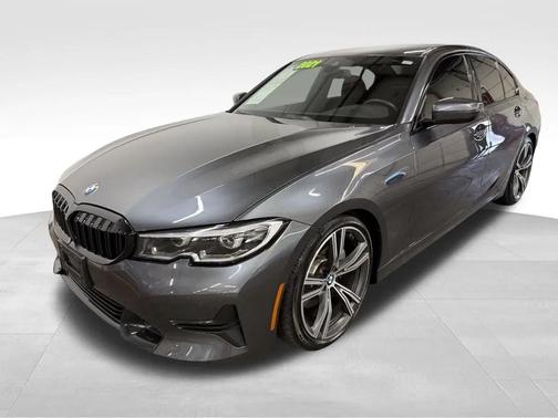 2021 BMW 330 xDrive