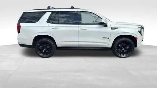 2022 GMC Yukon 4WD AT4