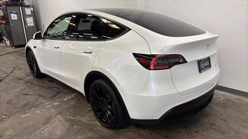 2021 Tesla Model Y Long Range Dual Motor All-Wheel Drive