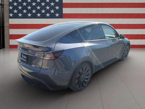 2023 Tesla Model Y Performance Dual Motor All-Wheel Drive