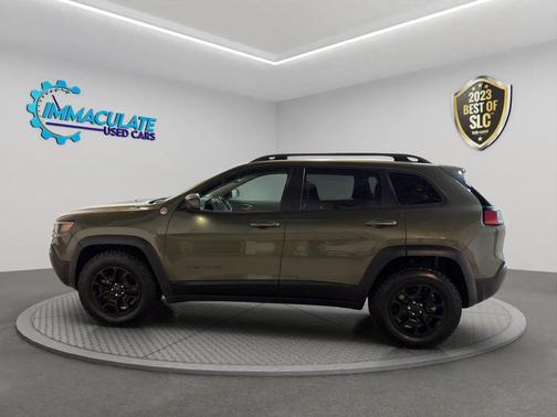 2019 Jeep Cherokee Trailhawk