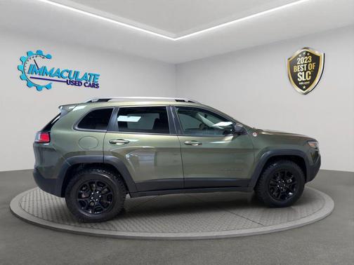 2019 Jeep Cherokee Trailhawk