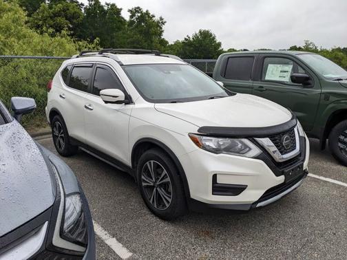 2020 Nissan Rogue SV
