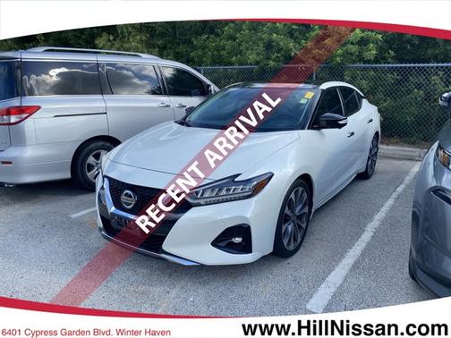 White 2022 Nissan Maxima Platinum