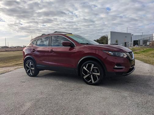 2021 Nissan Rogue Sport SL