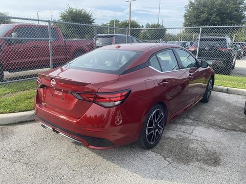 Scarlet Ember 2025 Nissan Sentra SR