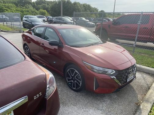 Scarlet Ember 2025 Nissan Sentra SR