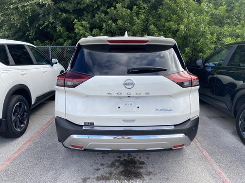 White 2023 Nissan Rogue Platinum