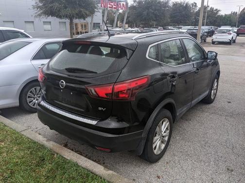 2017 Nissan Rogue Sport SV