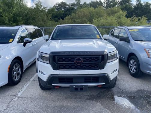 Glacier White 2023 Nissan Frontier PRO-X