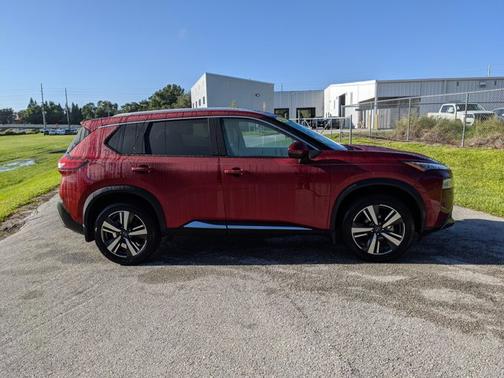 2022 Nissan Rogue SL
