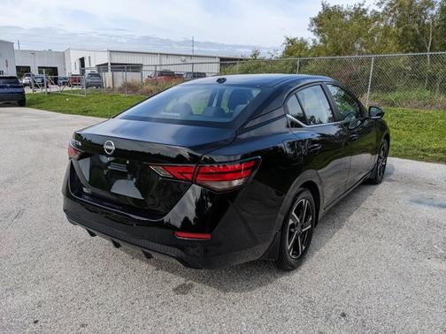 Black 2025 Nissan Sentra SV