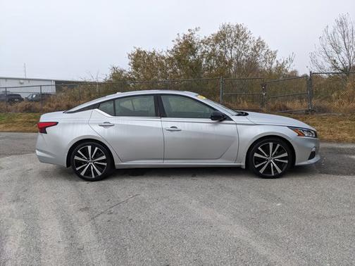 2019 Nissan Altima 2.5 SR