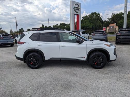 Everest White P 2025 Nissan Rogue Rock Creek