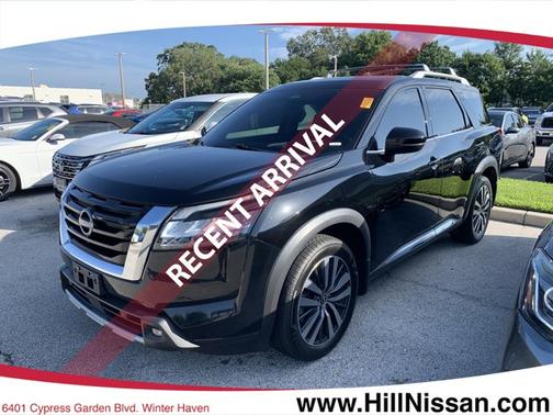 2022 Nissan Pathfinder Platinum