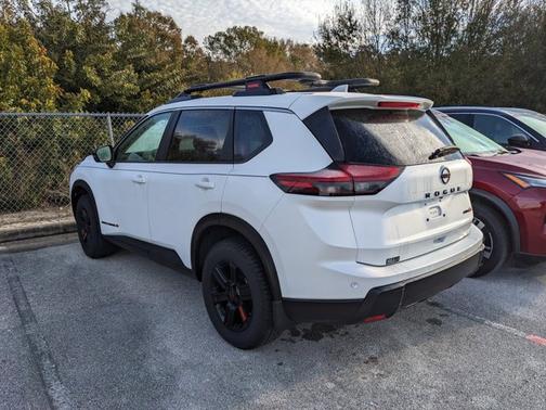 2025 Nissan Rogue Rock Creek
