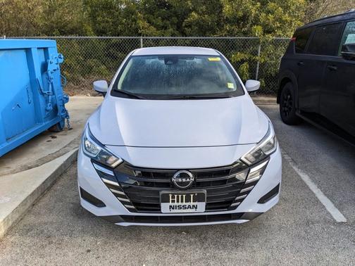 2024 Nissan Versa 1.6 SV