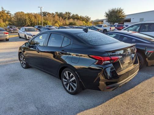 2020 Nissan Versa 1.6 SR
