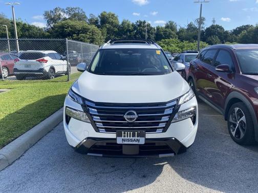 Everest White P 2025 Nissan Rogue Platinum