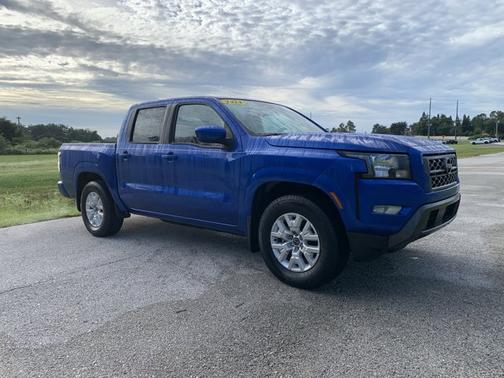 2024 Nissan Frontier SV