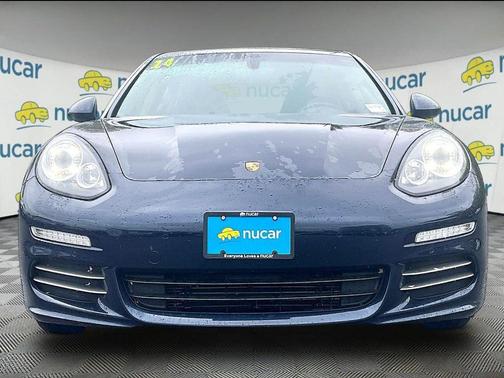 Dark Blue Metallic 2014 Porsche Panamera 4