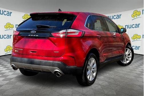 2022 Ford Edge Titanium