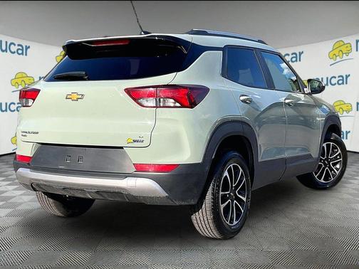 Cacti Green 2025 Chevrolet Trailblazer LT