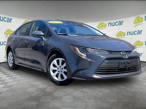 Underground 2025 Toyota Corolla LE