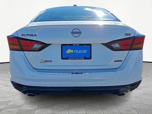 Pearl White Tricoat 2023 Nissan Altima SR Intelligent AWD