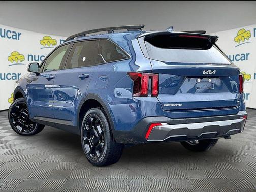 Black 2024 Kia Sorento EX